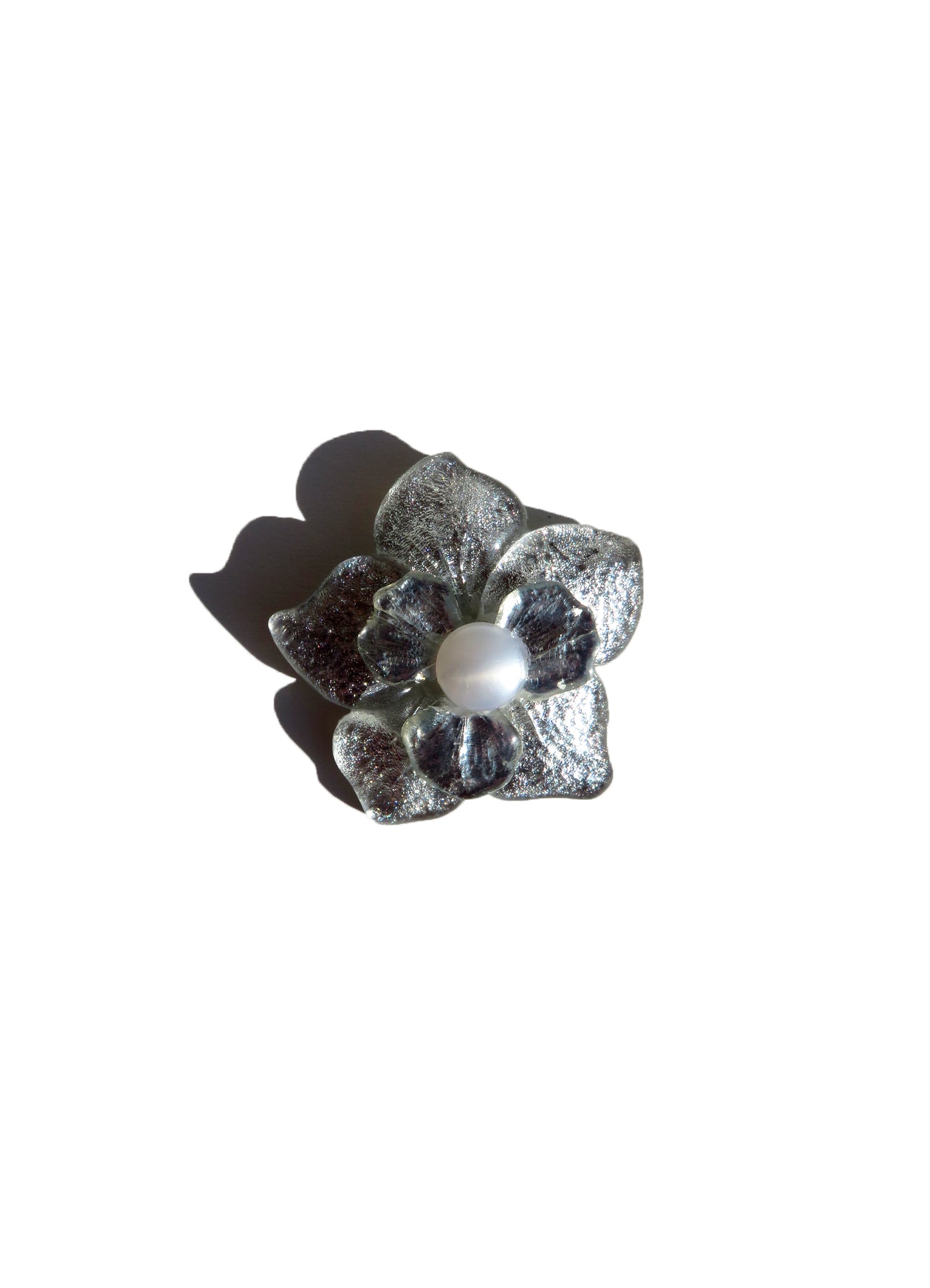 SILVER FLOWER CLIP
