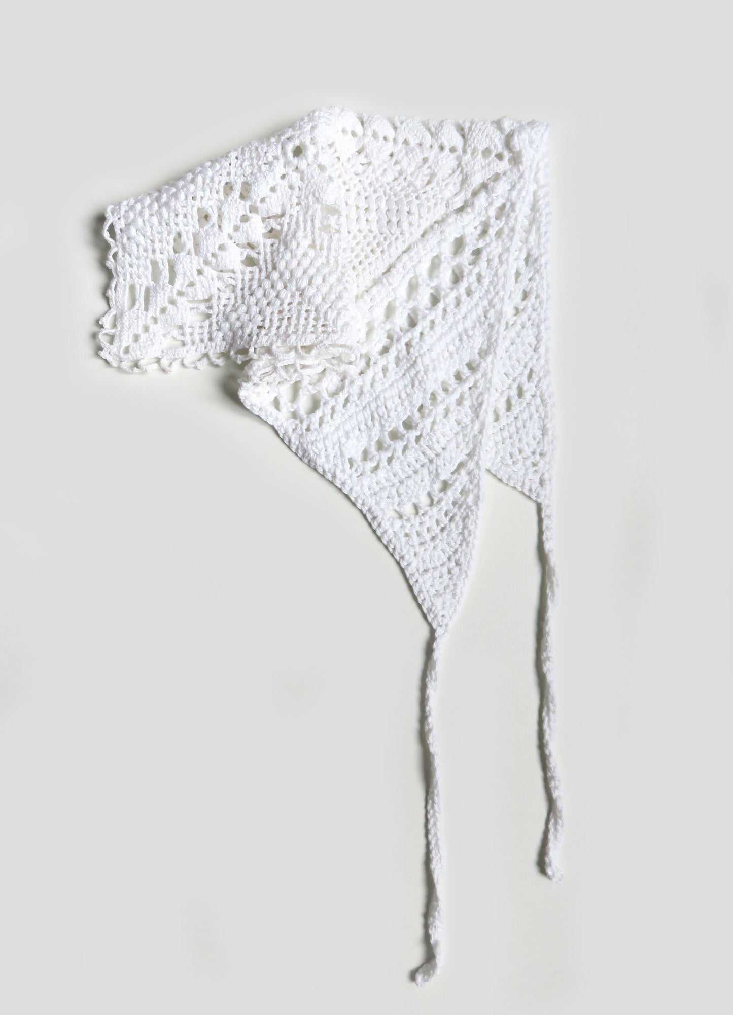 LACE GRANDMA TRIANGLE