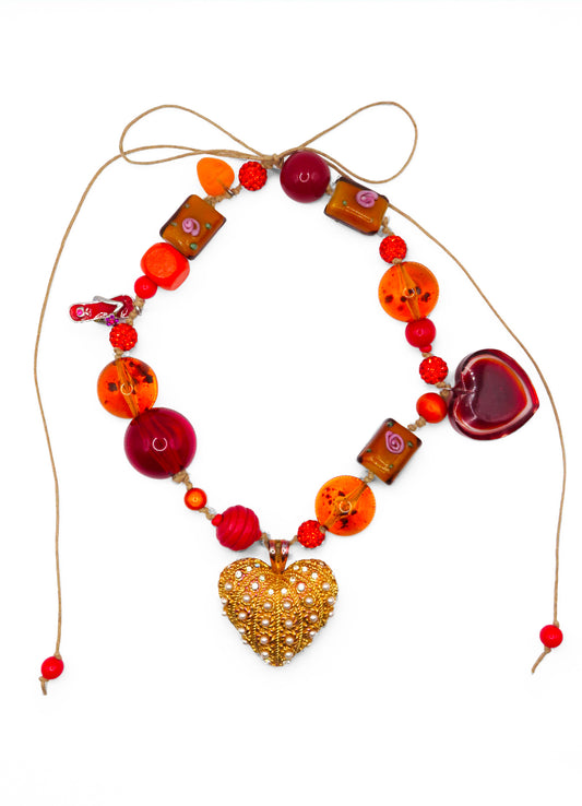 ORANGE SEA TREASURES NECKLACE